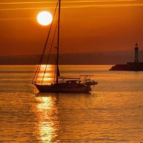 بیا که در غم عشقت مشوشم بی تو با صدای دختر اینستایی