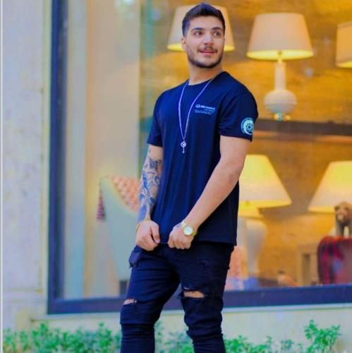 آرمین برمایه و ناو مسی و حیرانی هامه فکرت فلانی