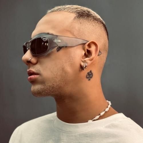 شایان یو اصلا واست مهم نی حتی کجام امشبو میخوام