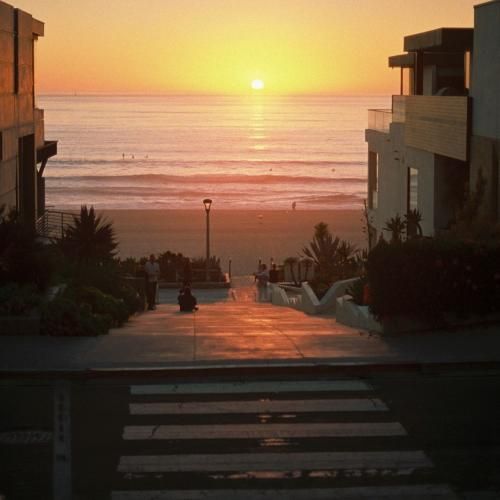 تو آینه میگردم دنبال خودم چرا نی چرا تو دلم نمیشه