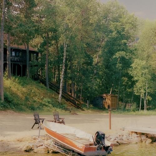 دلم میخواد یکی بیاد باشه اندازه همه با صدای دختر