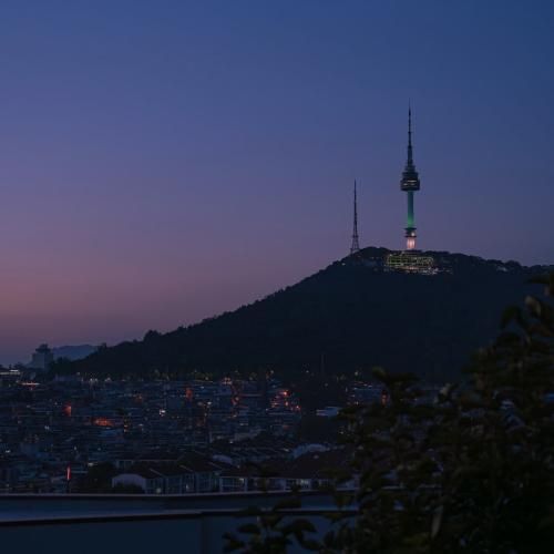 سلام علیکم خدیجه بدو درو وا کن خدیجه