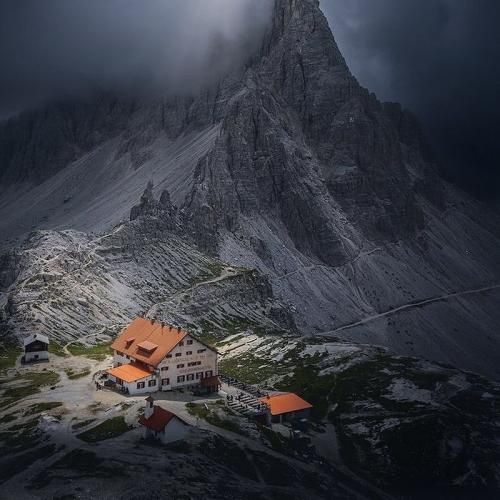 بعد تو که نداره جونی این دل خسته میدونی