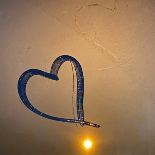 با وجودی که دلم شهر غمه باز میگن این همه غم برام