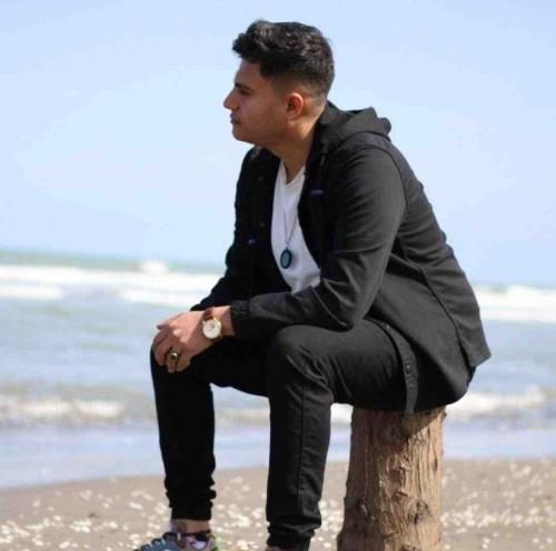 رامین کرمی دسم میره رو شمارت کل پاکتو کشیدم