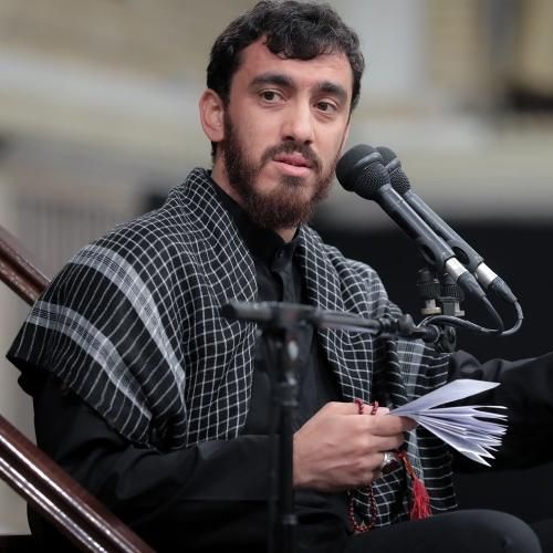 دانلود مداحی چشاش پر از اشک میشه تکیه به دیوار میکنه از مهدی رسولی