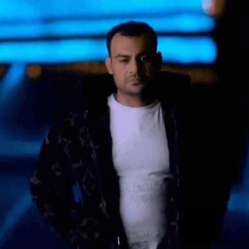 روح الله کرمی زنگ پشت زنگ رد تماس