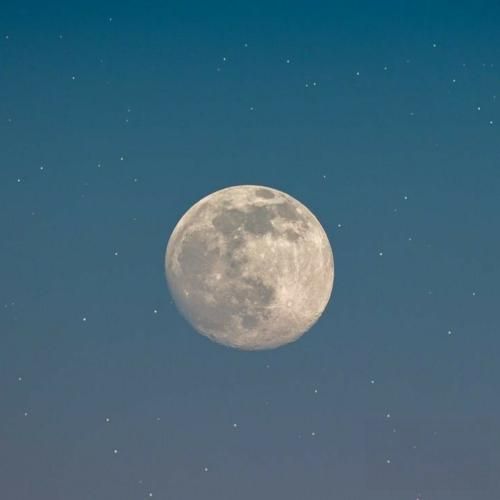 هنوزم چشمای تو مثل شبای پر ستارس با صدای دختر