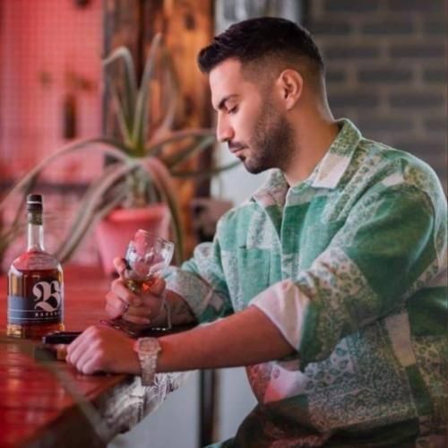 کیوان عاشقی جیب پر پول میخواد