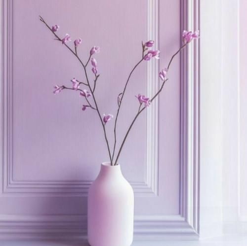 این روزا دنیا واسه من از خونمون کوچیکتره