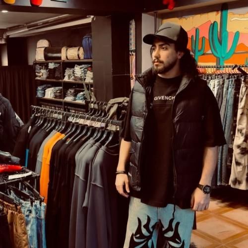 مهدی احمدزاده حلا جوونی