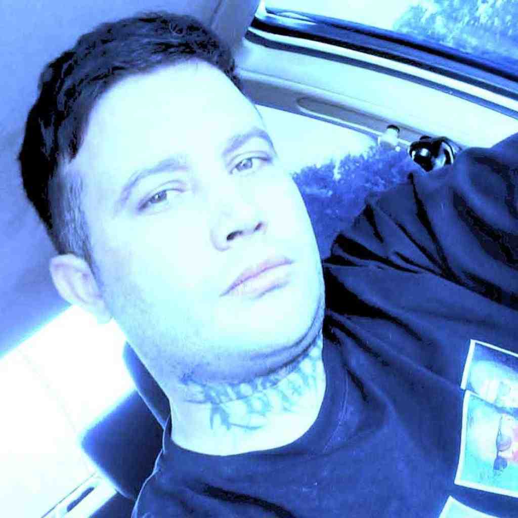 علی احمدیانی آتلانتیس