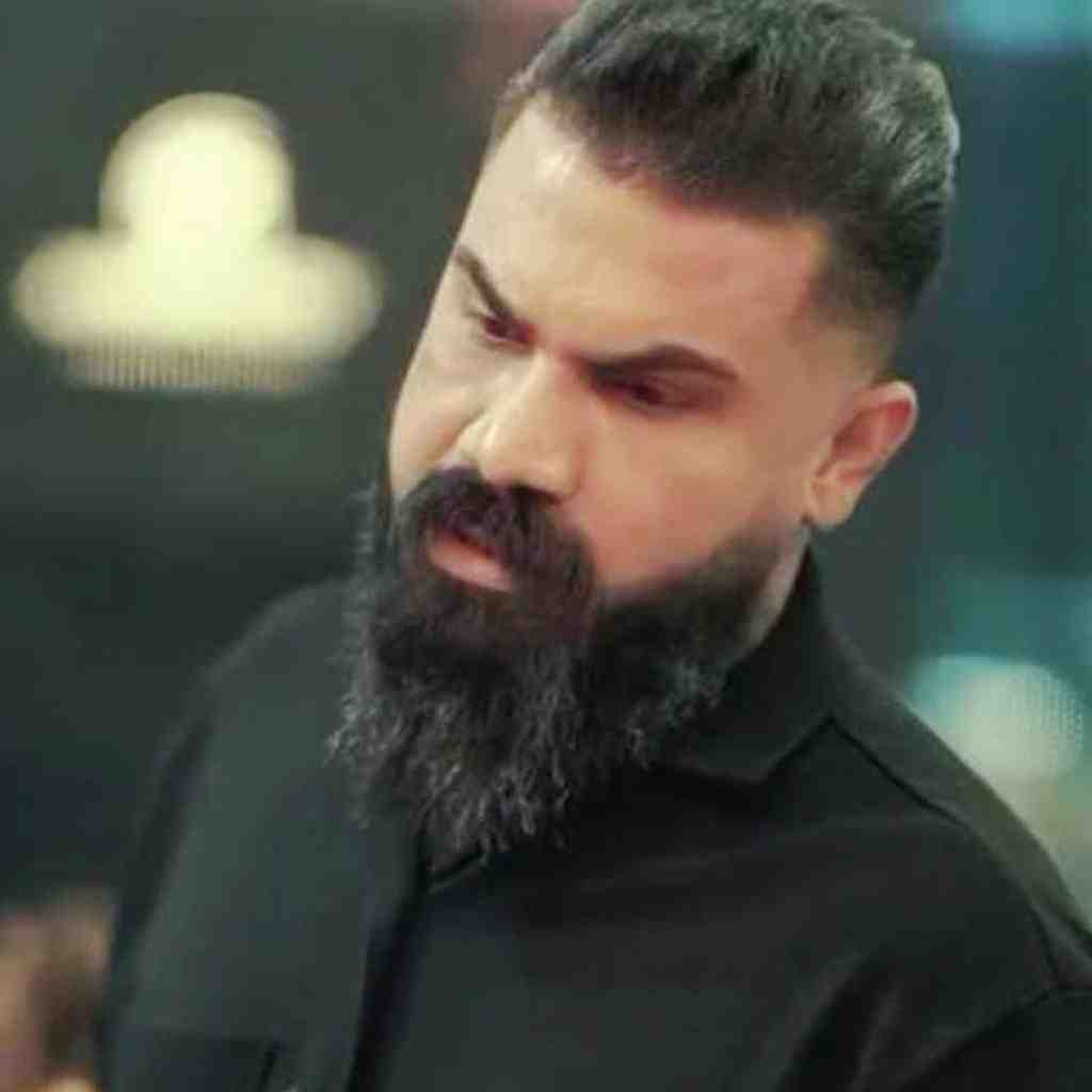 فرهاد جهانگیری  گیج گیجم بی تو هیچم بی تو نسخه ی مرگم پیچم