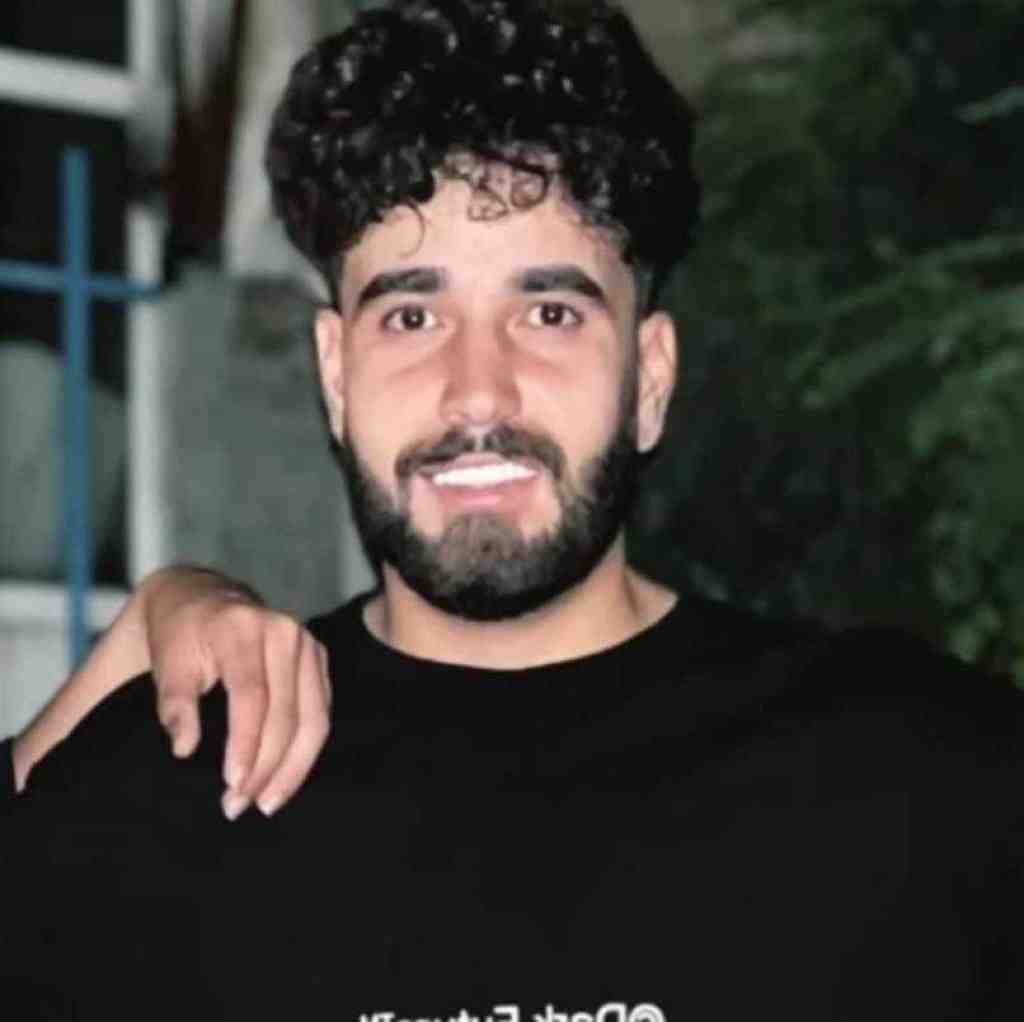 مجید حاتمی  هر شو رو کلونازم رو چشای تو نازم