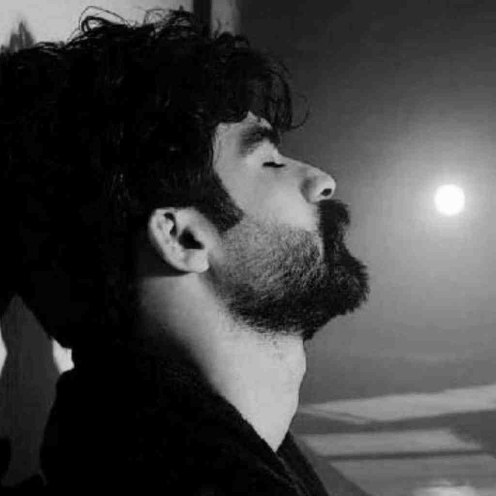 دانلود آهنگ حمیدرضا بابایی به نام ولی تا پای مرگم عاشقدم فلانی دانلود آهنگ حمیدرضا بابایی به نام ولی تا پای مرگم عاشقدم فلانی