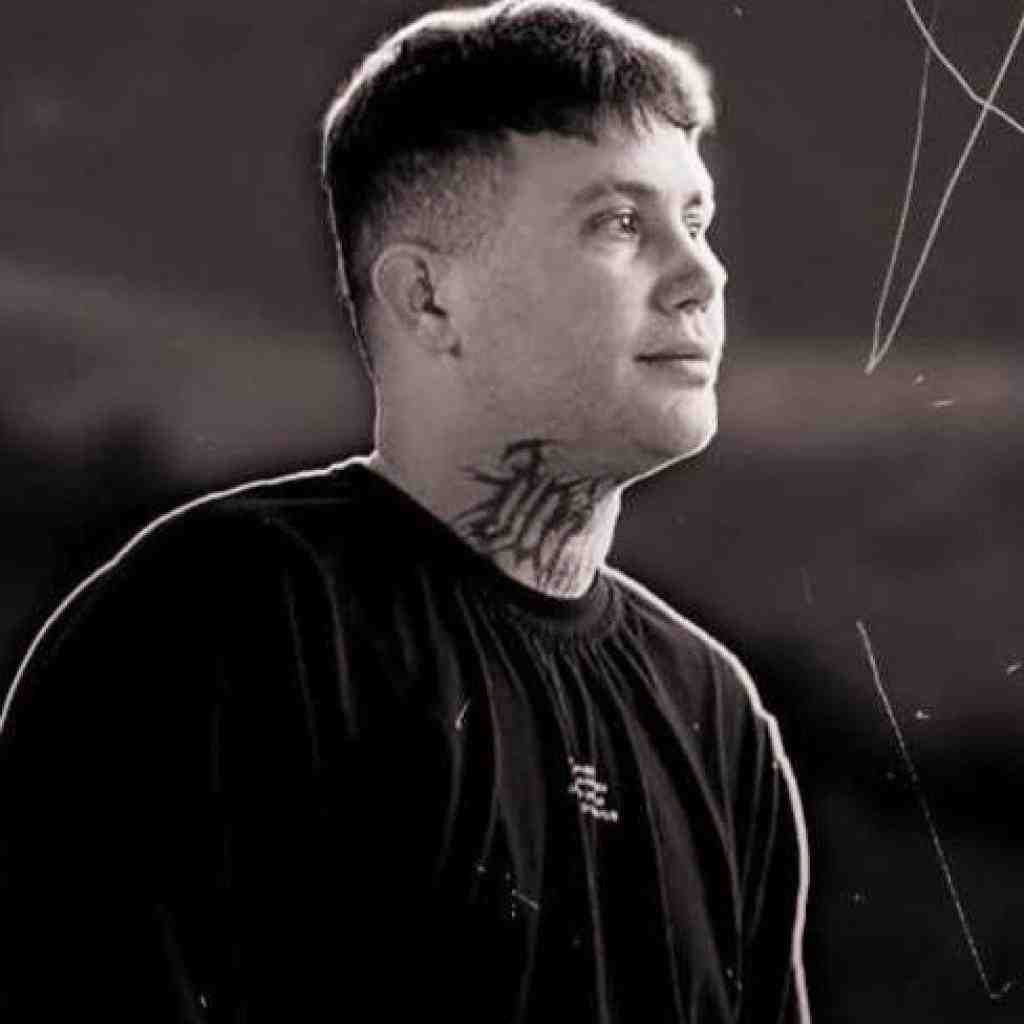 علی احمدیانی  کارما