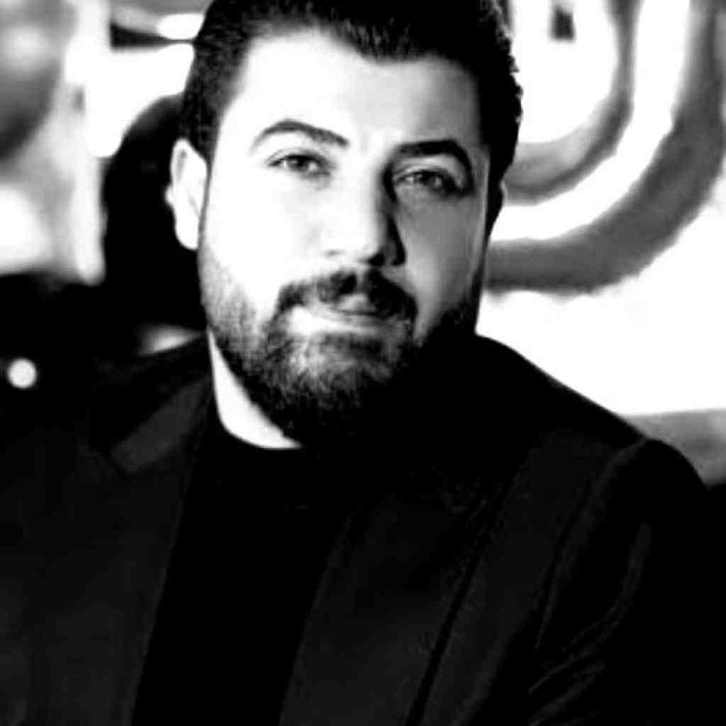 آوات بوکانی منم عاشق منم دێوانەکەی تو