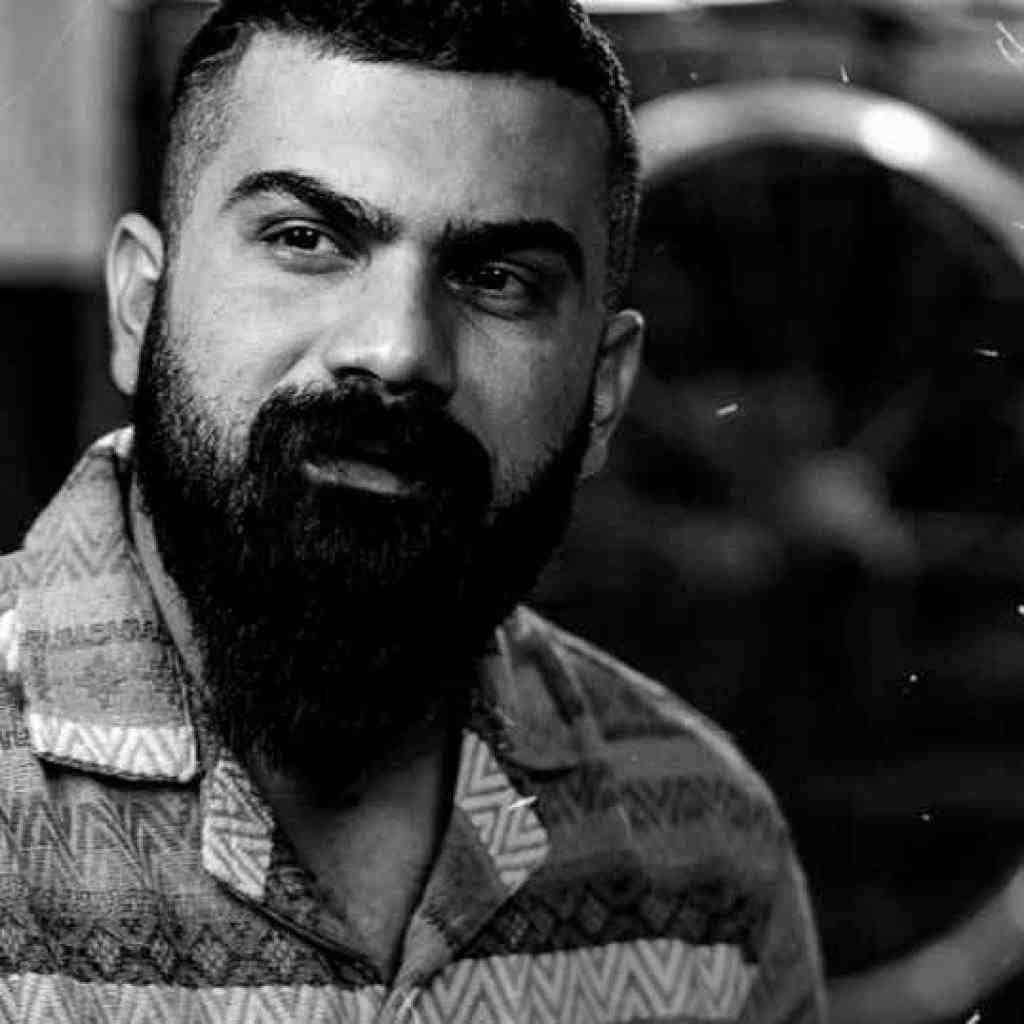 دانلود آهنگ فرهاد جهانگیری به نام باده نوش