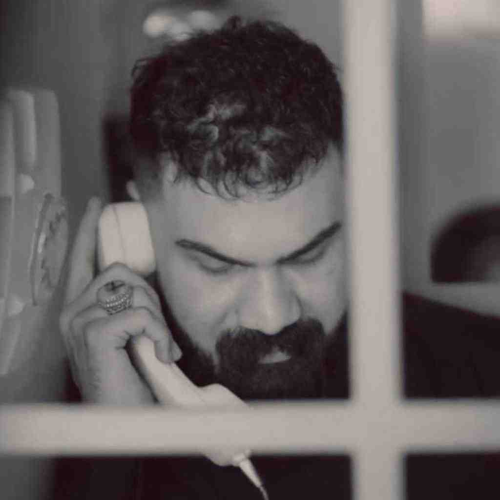 دانلود آهنگ فرهاد جهانگیری به نام چه میشد