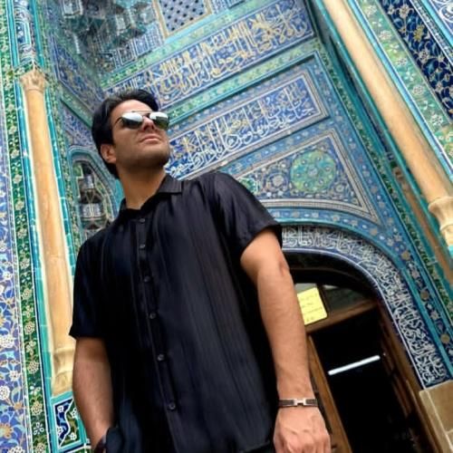 حسین شریفی مهره ی مار داره نگاه تو به ولا عزیزم باریکلا