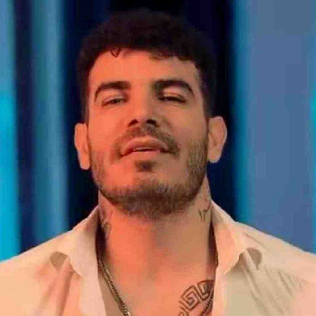 دانلود آهنگ فرهاد فرهادی به نام عشقم عشق لاتیه اعصاب معصاب قاتیه