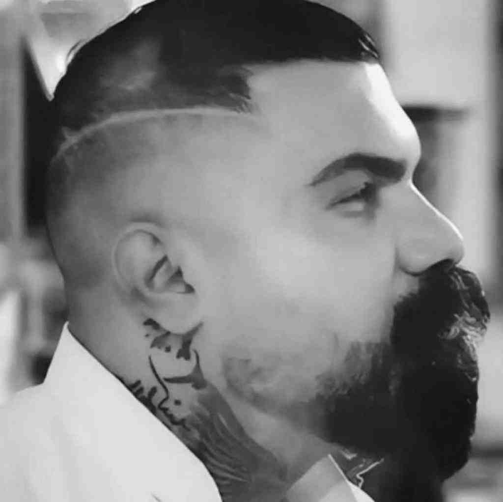 فرهاد جهانگیری هی الکل و سیگار هی فاز غمت بیچاره